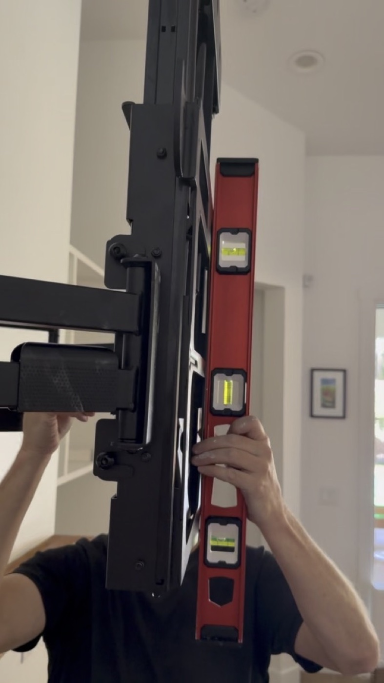 The mount was leveled precisely for a true 0-degree tilt.